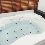 how to clean jetted tub